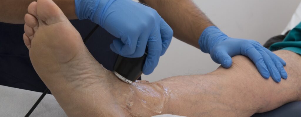 physical-therapy-clinic-ultrasound-advanced-care-physical-therapy-edison-milltown-nj